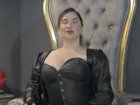 Curvy pawg fetish goddess who loves power exchange games,  sharing my lifestyle . a lot of leather  outfits