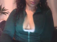 Ik ben een exotische, prachtige Caribische dame met een ongekende passie voor het leven en alles wat erbij komt kijken. Mijn warme uitstraling en sensuele energie zullen je direct betoveren, en ik ben hier om je mee te nemen op een reis van verleiding en plezier.Ben jij op zoek naar een hete, verleidelijke ervaring die je niet snel zult vergeten? Kom dan bij mij, de Caribische stoute dame die weet wat ze doet. Ik combineer de passie van de tropen met een ondeugende flair die jou gegarandeerd in vuur en vlam zal zetten.Met mijn exotische charme, speelse houding en avontuurlijke geest neem ik je mee naar een wereld van plezier en opwinding. Of je nu hebt in een flirterige chat, een uitdagend spel of iets dat je grenzen opzoekt, ik ben hier om jouw verlangens te vervullen.Dus, waar wacht je nog op? Kom bij mij en ontdek de magie van de Cariben, direct vanuit de privacy van jouw scherm. Ik ben klaar om je te verrassen, te prikkelen en je te laten verlangen naar meer. Durf jij het aan?