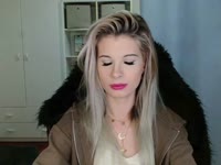 Hey there :) I’m a born optimist who loves staying active, having fun, and meeting interesting people. I’m always up for an adventure - especially the kind that makes my heart race a little. Sexuality is a big part of who I am, and I love exploring chemistry, connection, and everything in between