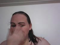 Hi ik ben Sabrina een 40+ rubens type dame. Ik ben gebonden maar wij hebben een open relatie met elkaar wij zijn ruimdenkend. Ik vind het geil om met onbekende hier lekker te kletsen over erotiek.