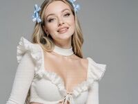 webcam girl AdelinaKael