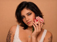 adult cam chat room AlexiaBanner