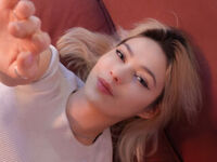 live webcam AlysiaBennet