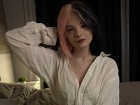 beautiful girlcam ClaudineKrentz