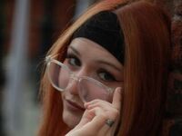 camgirl fingering wet pussy EmeraldClyatt