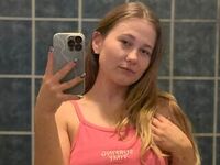 webcamgirl livesex GlossyMonica