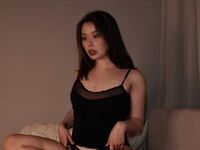 beautiful webcamgirl MollyShmolly