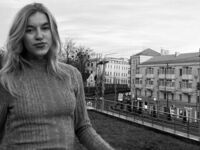 nude gamgirl SallyRodwell