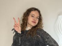 topless cam girl SherikaMantony