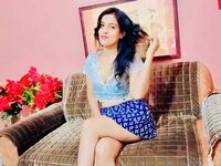 live striptease show TaraLeo