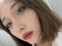 camgirl masturbating with sex toy VanBobic