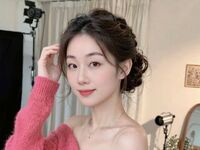 cam girl playing with vibrator feier