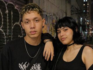 naked webcamcouple sex show AxelAndCloe