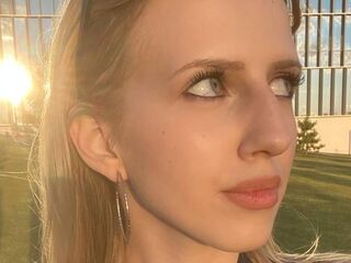 sex webcam chatroom AishaSpringstead