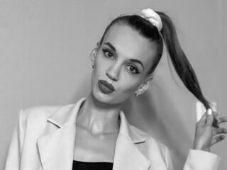 strip tease show AlexaSunchez