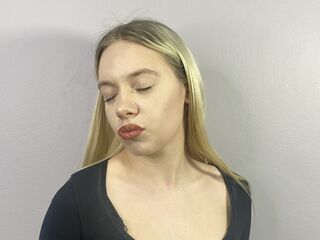 shower webcam AlicaCafarella