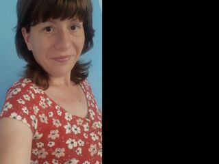 fingering webcamgirl picture AliceKatty