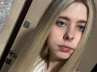 hot naked cam girl AmariSpinger