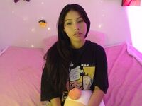 cam girl playing with vibrator AmberJeong