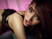 topless camgirl AmeliaJonnes