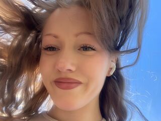 porn cam AnnikaRodrigez