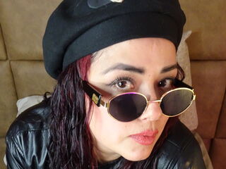 hot camwhore BayoliOsloni