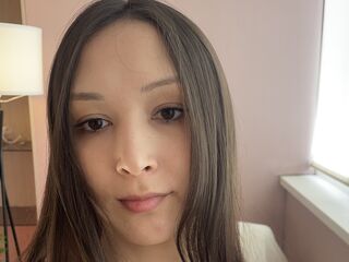 fingering BellaRomanov