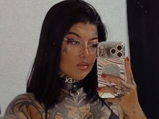 shower livesex BellaTixy