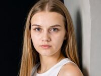live webcam performer BethanyBruchey