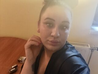 live webcam girl BrownSzami