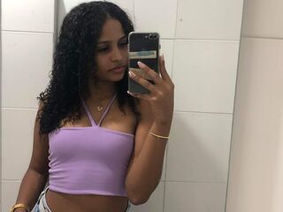 fingering girl cam CamilaHank