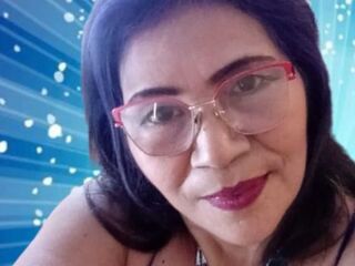 cam girl masturbating with dildo CelesteFrost