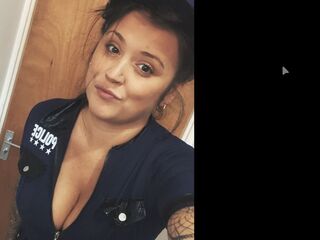 webcam chat CharlotteSnow