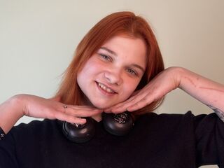 naughty cam girl fingering pussy ChiaPreuitt