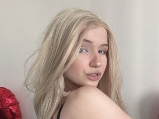 camgirl chat room ChunBirdwell