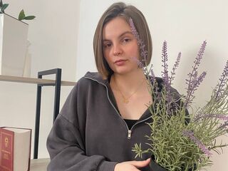 cam girl masturbating with sextoy ClaraLucas