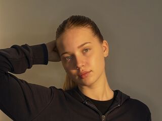 camgirl sexchat CristalCinnamond