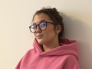 naked camgirl CristineHoesing