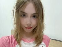 free video chat room DaniGlow