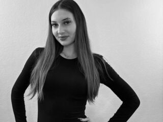 naked cam girl gallery DaynaNicholls