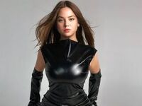 camwhore masturbating with dildo DeannWareheim