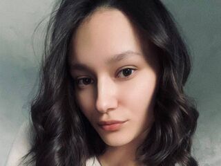 cam girl fingering pussy ElianaAdelizzi