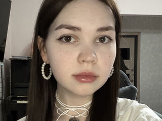 camgirl live EmilyCarler