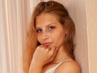 hot cam girl masturbating with dildo EmmieMurray