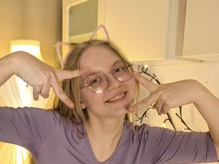 closeup web cam FerneLangan