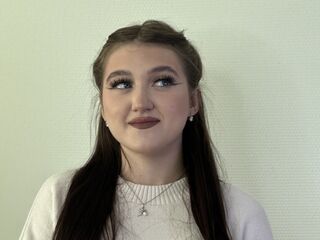 topless cam girl FridaChoiniere