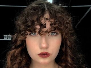 camgirl fingering wet pussy IngeHosterman