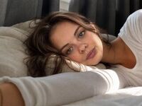 closeup cam IreneSoileau
