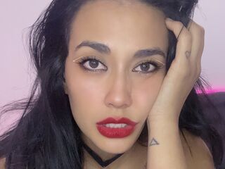 fingering webcam girl IsabellaLisa