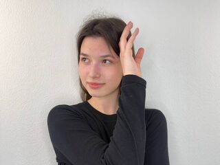 camwhore shaving pussy JanisRadabaugh